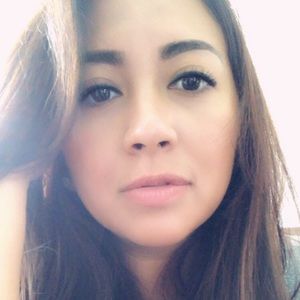 Meet your Posher, Ari